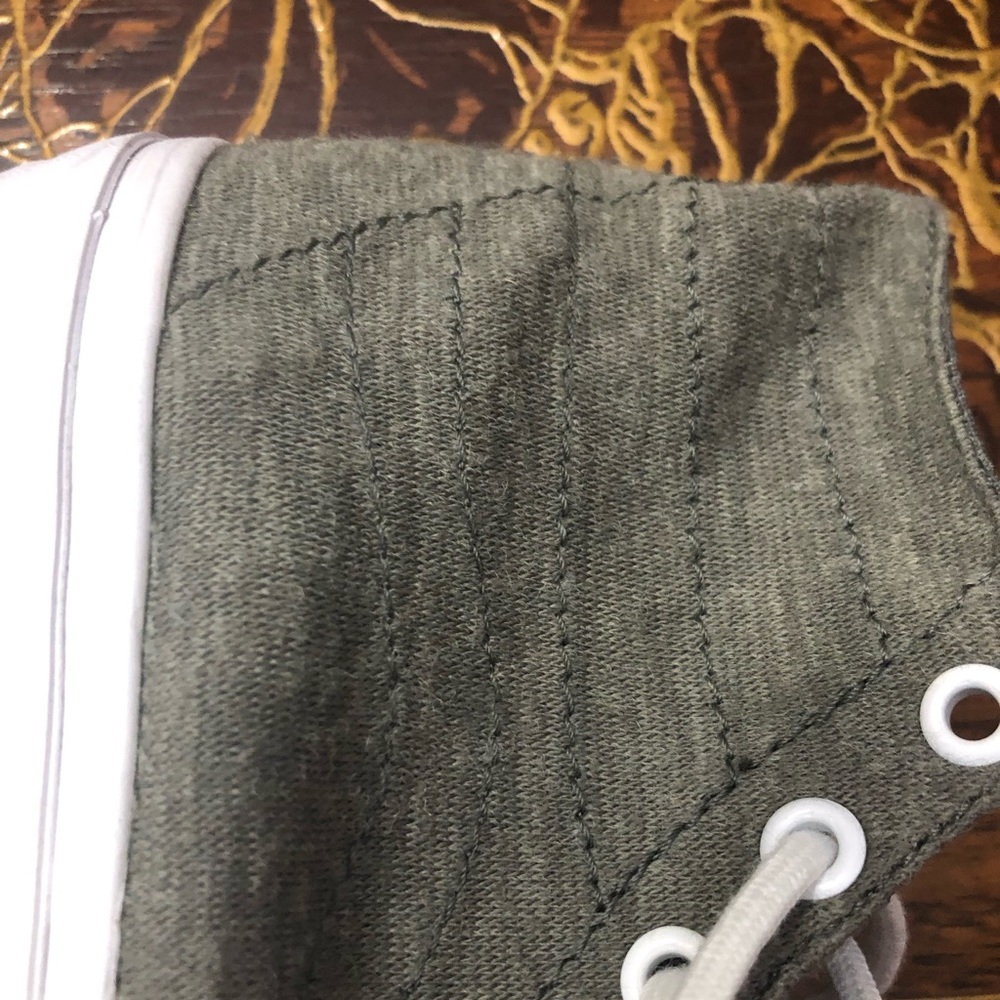 Vans - Picture 4 of 6